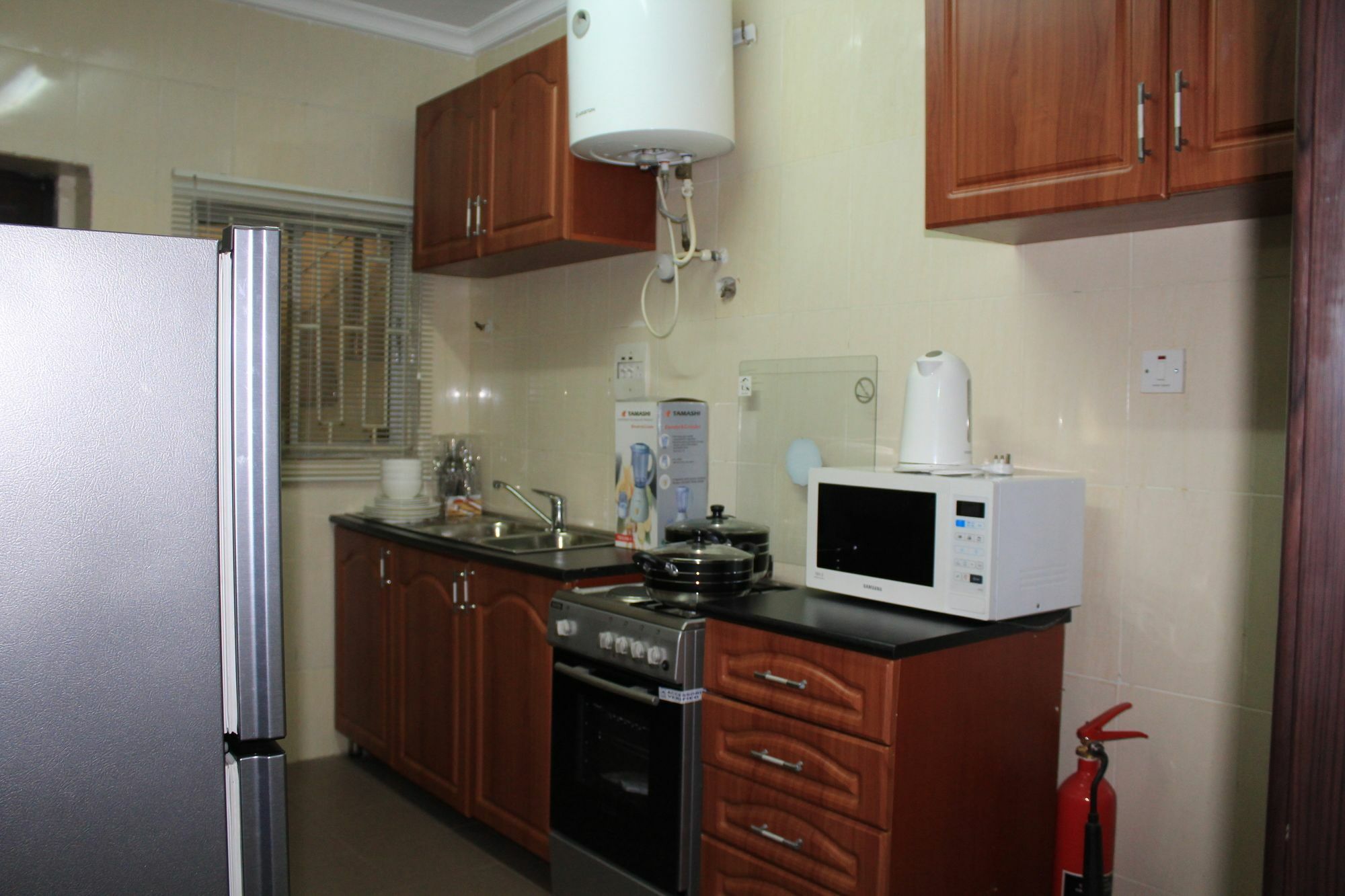 The Habitat Suites International Lagos Exterior foto